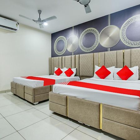 Oyo King Residency Hotel Лудяна Екстериор снимка